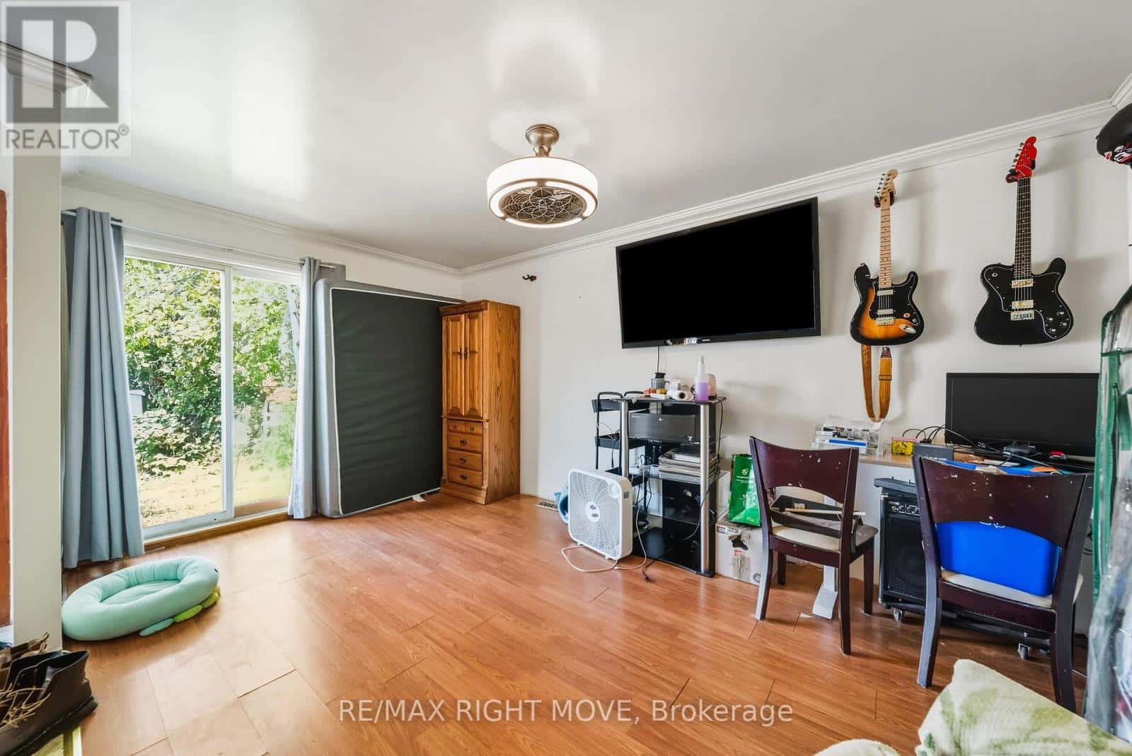 122 ELGIN STREET — Orillia - Photo 3 of 17