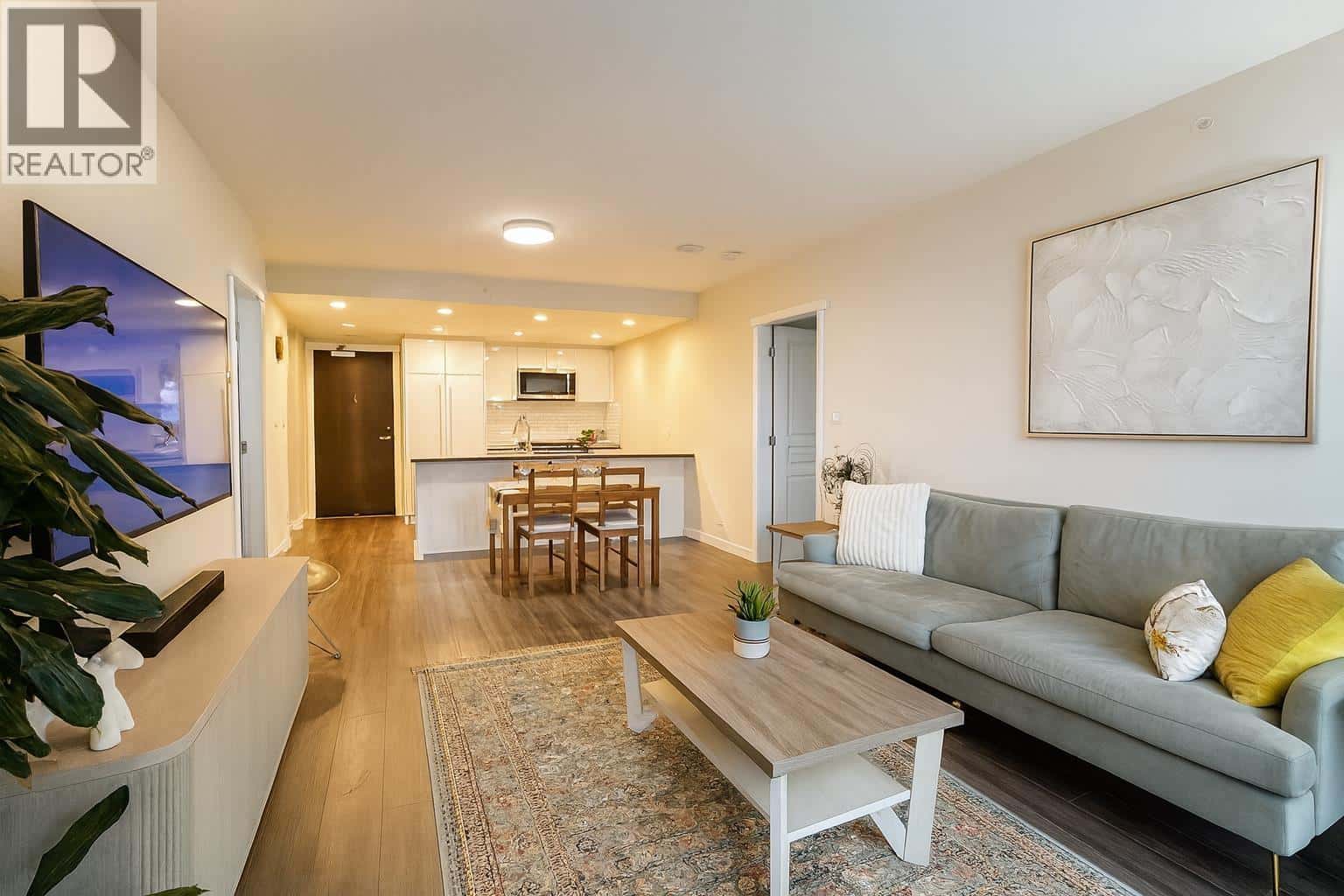 706 3100 WINDSOR GATE — Coquitlam - Photo 3 of 19