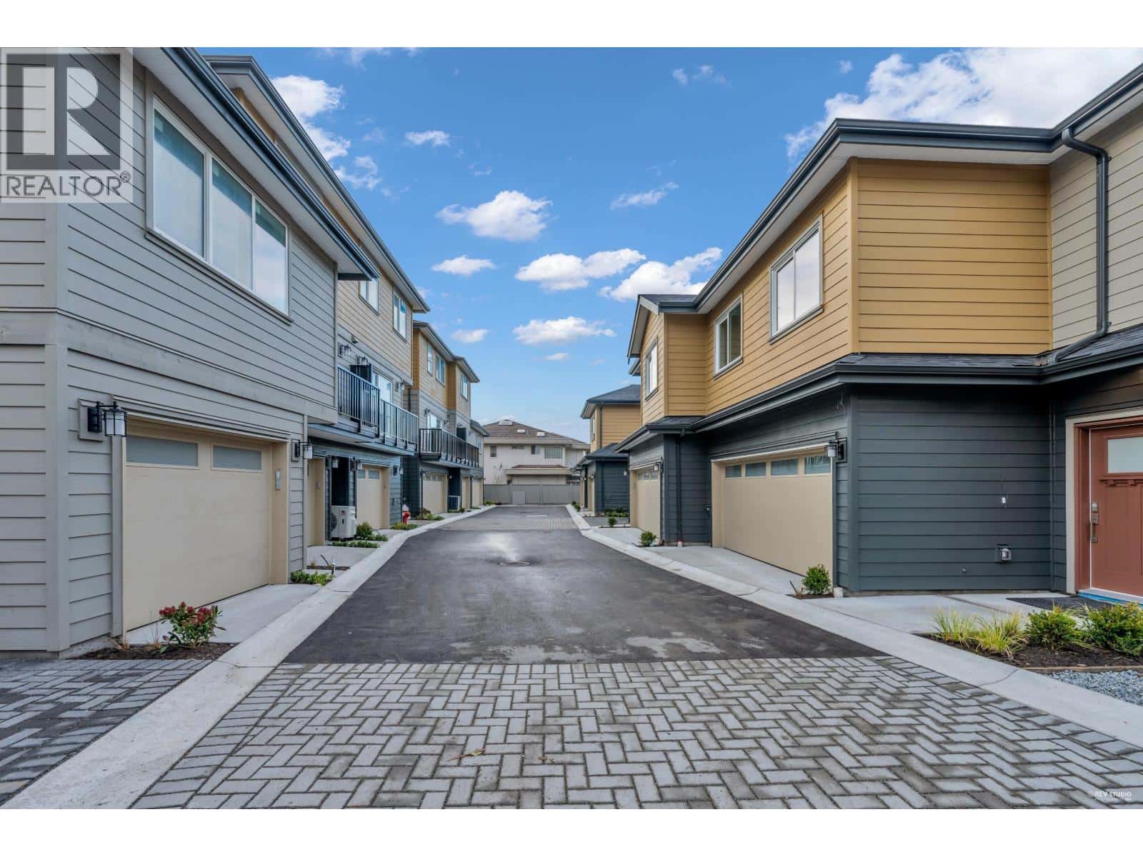 108 8233 WILLIAMS ROAD — Richmond - Photo 3 of 32