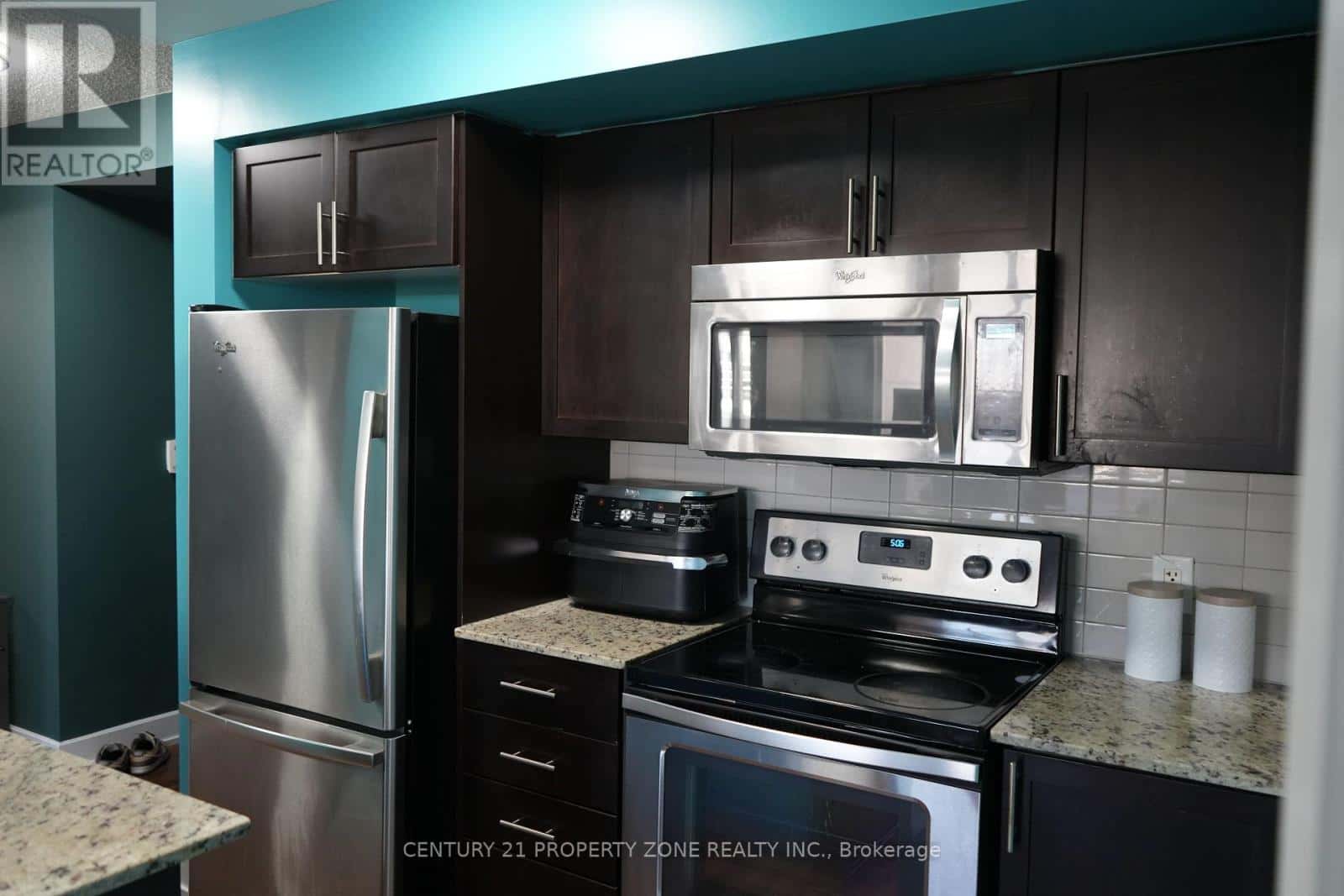 1303 - 6 EVA ROAD — Toronto (Etobicoke West Mall) - Photo 3 of 28