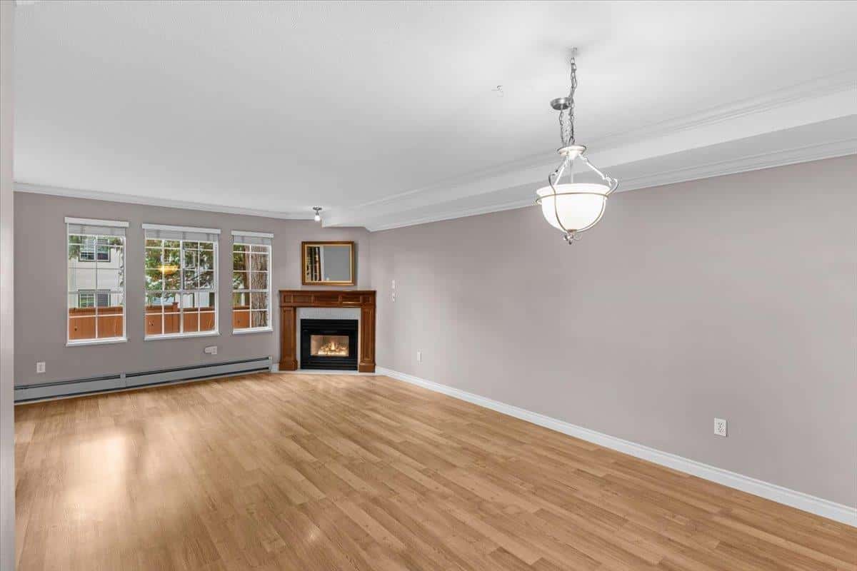 107 1450 MERKLIN STREET — White Rock - Photo 3 of 27