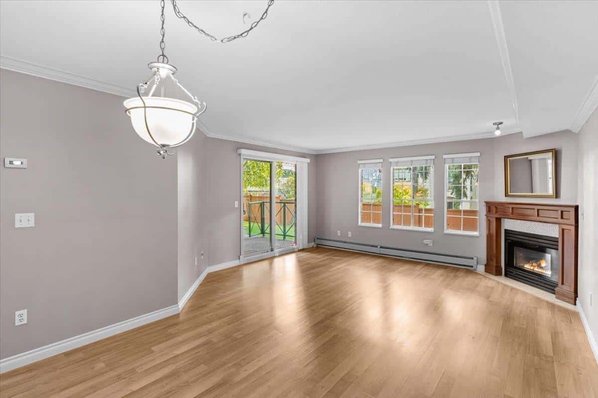 107 1450 MERKLIN STREET — White Rock - Photo 4 of 27