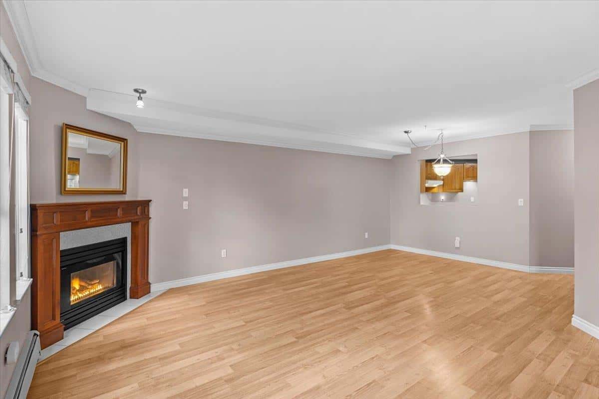 107 1450 MERKLIN STREET — White Rock - Photo 5 of 27