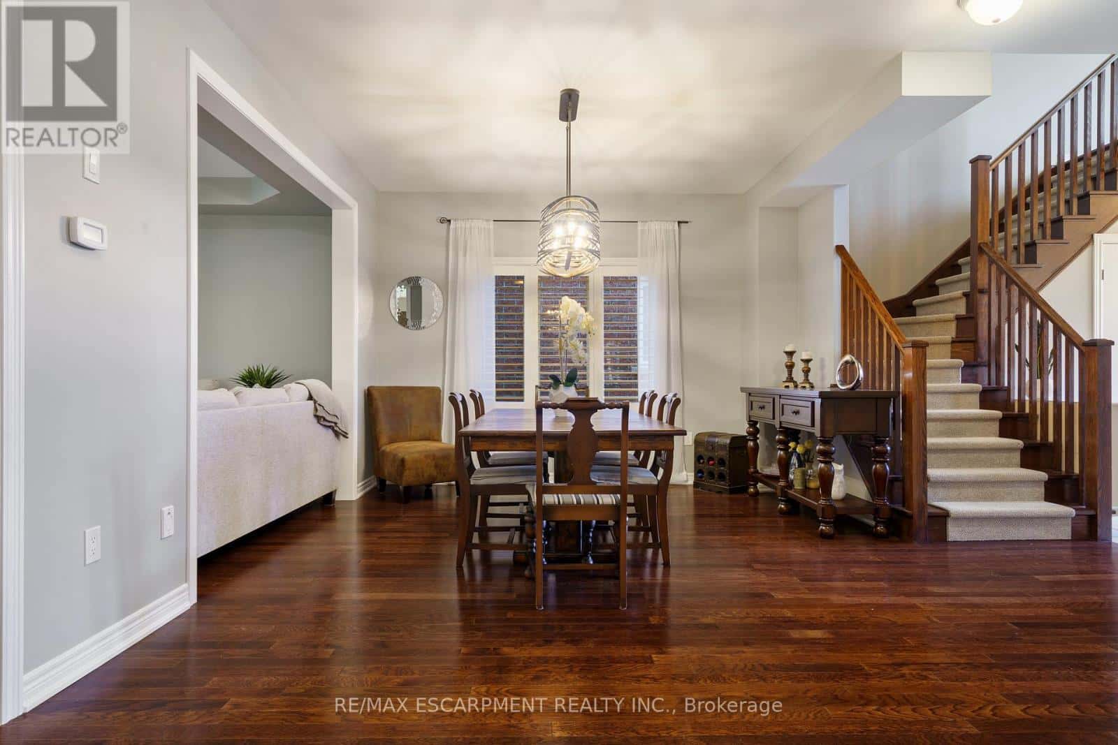 333 VALRIDGE DRIVE — Hamilton (Ancaster) - Photo 4 of 42