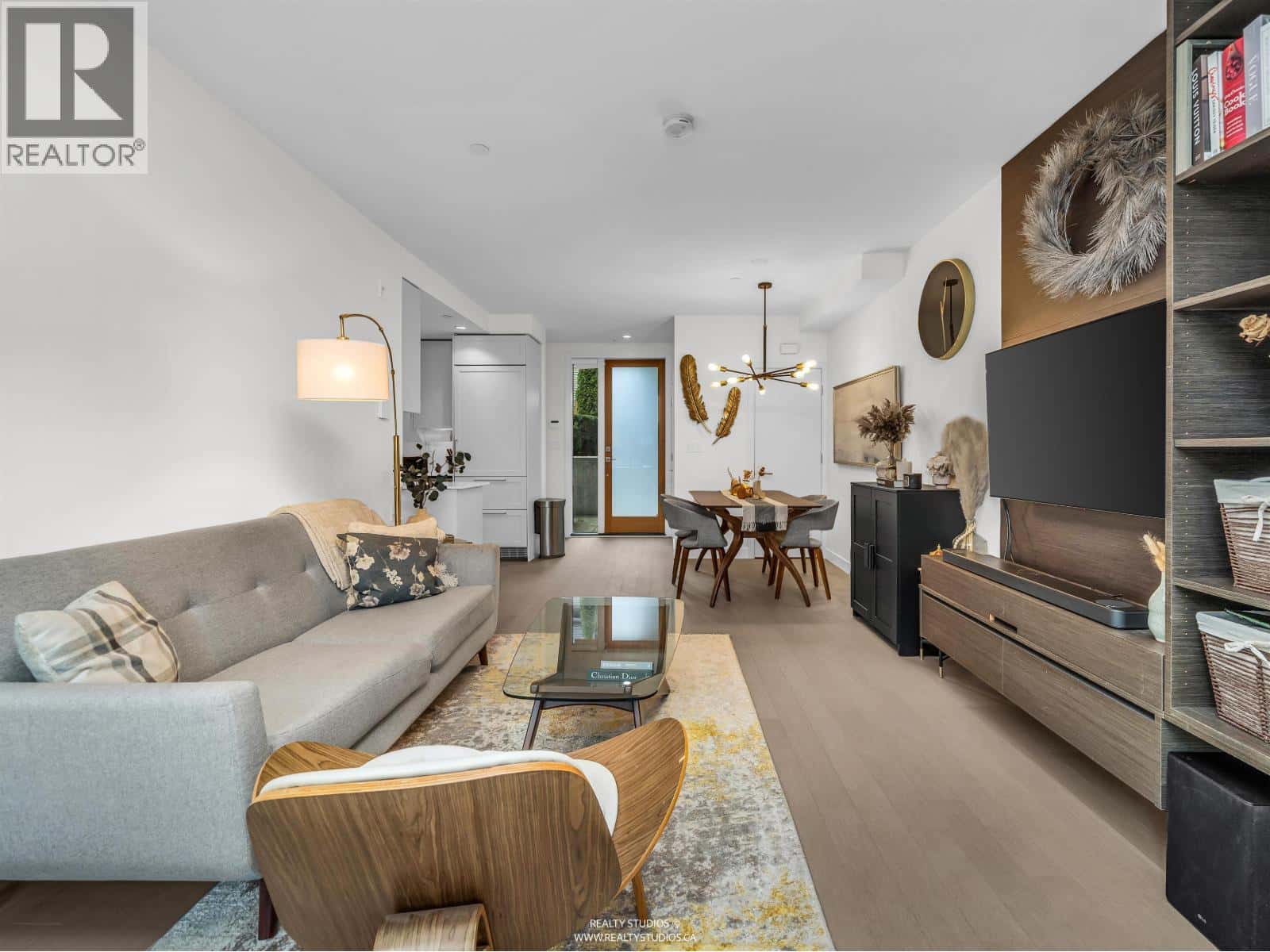 3177 QUEBEC STREET — Vancouver - Photo 5 of 38