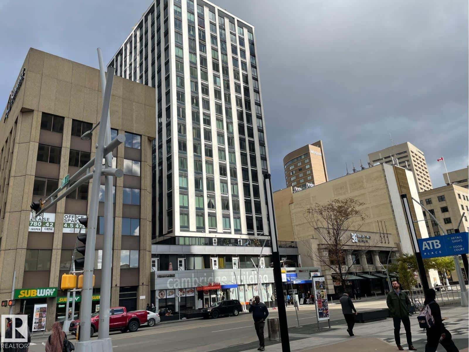 #1013 10024 JASPER AV NW — Edmonton - Photo 5 of 10