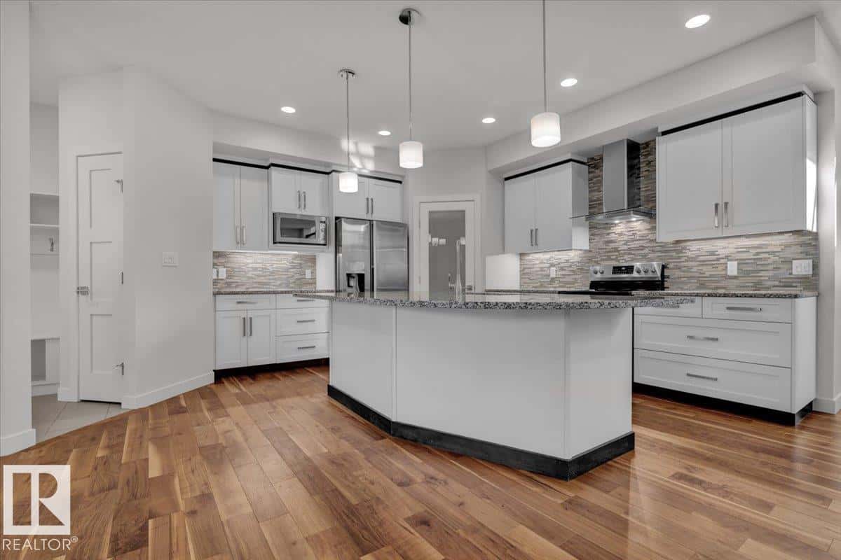 7142 CR NW — Edmonton - Photo 2 of 50