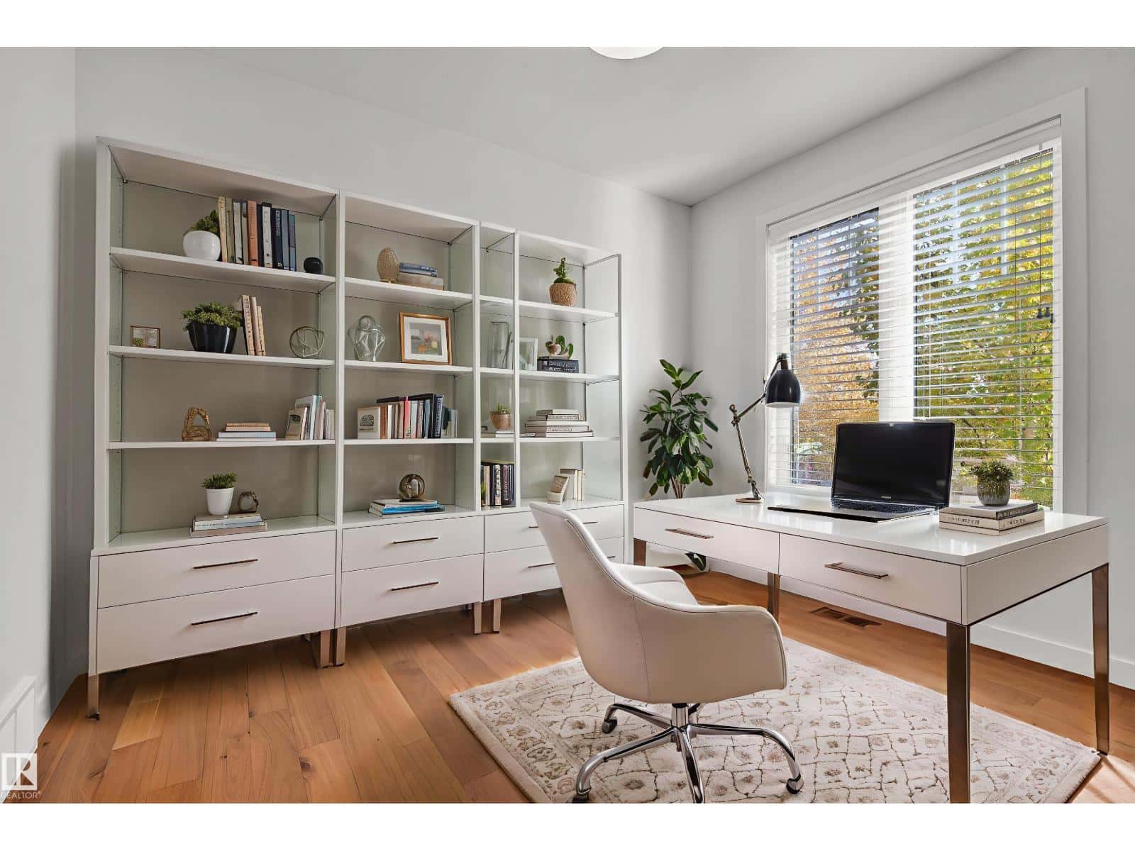 7142 CR NW — Edmonton - Photo 4 of 50