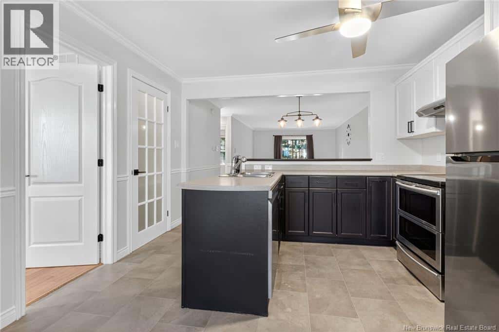 21 Firmin Crescent — Dieppe - Photo 3 of 28