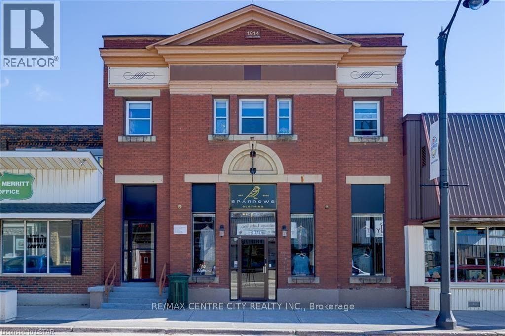 211 MAIN STREET — Glencoe - Main photo