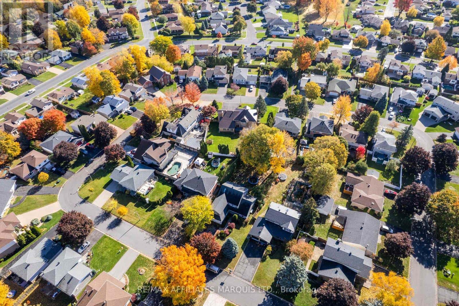 865 CHELSEA CRESCENT — Cornwall - Photo 4 of 43