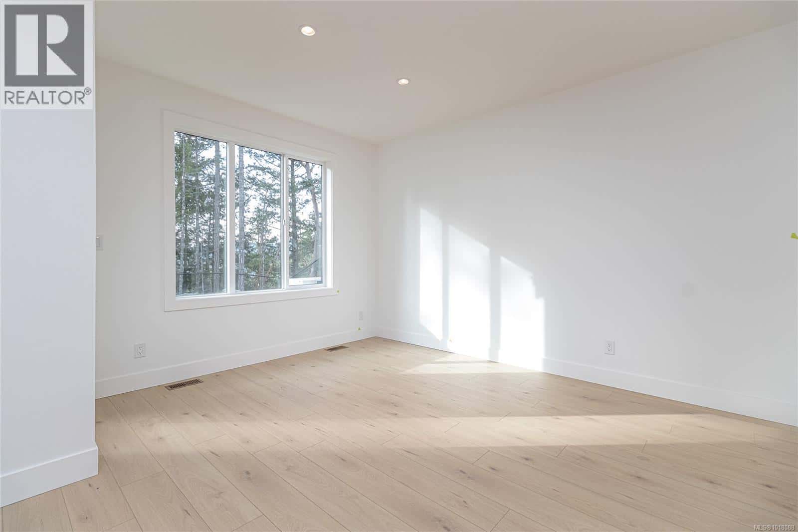 2167 Bellflower Dr — Langford - Photo 4 of 24