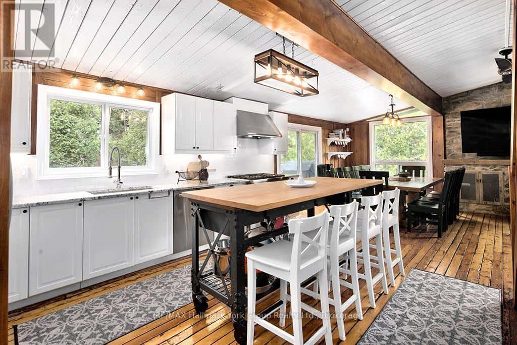 128 JAMES STREET S — Blue Mountains, Ontario - Photo 4 of 49