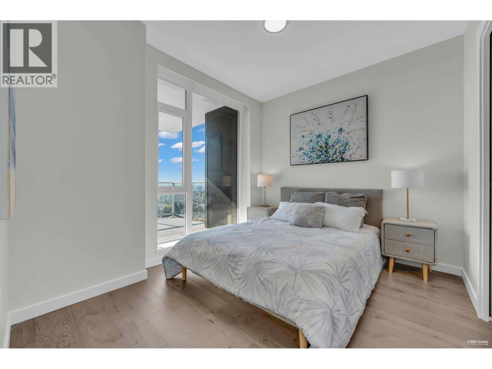 1504 7418 PAULSON STREET — Vancouver - Photo 2 of 34