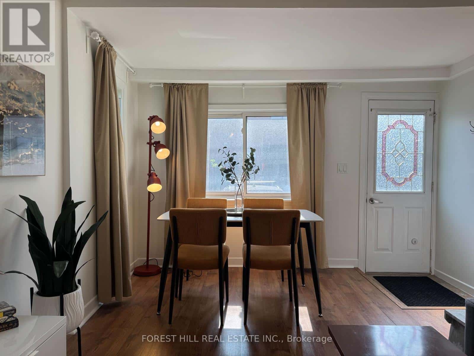 325 WESTMORELAND AVENUE N — Toronto (Dovercourt-Wallace Emerson-Junction) - Photo 2 of 19