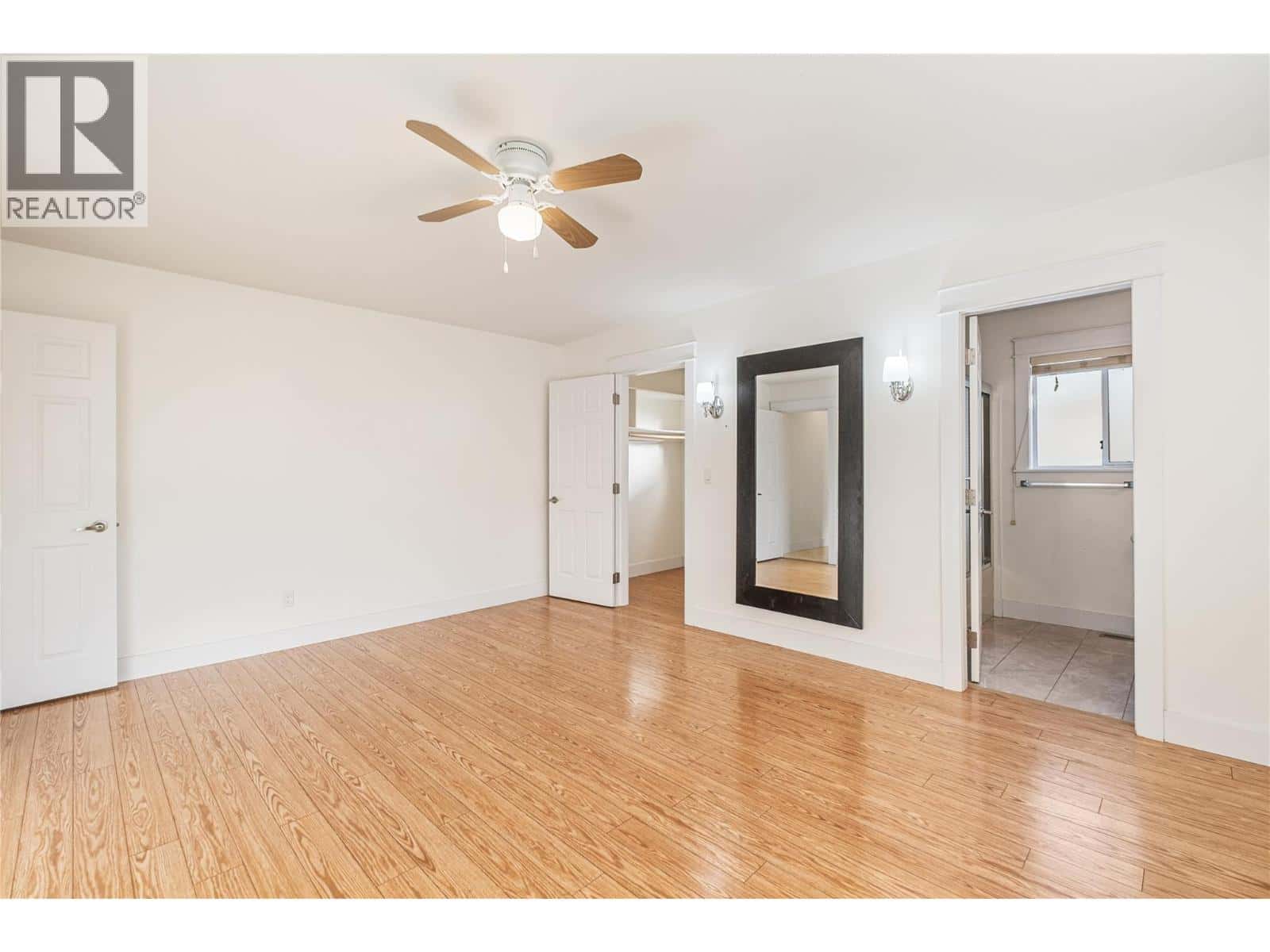 970 Keyes Court — Rutland - Photo 2 of 36