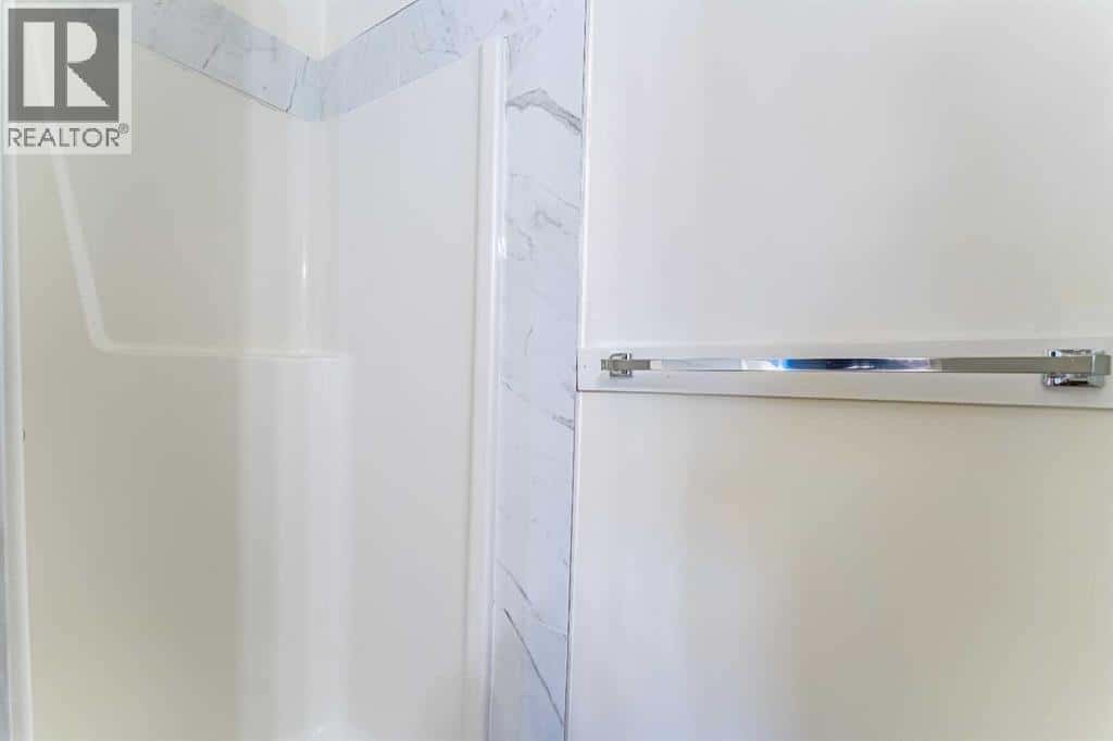 121 Eversyde Point SW — Calgary - Photo 3 of 42