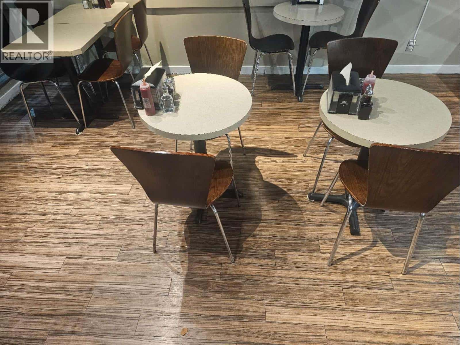 1890 Cooper Road Unit# 1, c/o — Kelowna, British Columbia - Photo 4 of 5