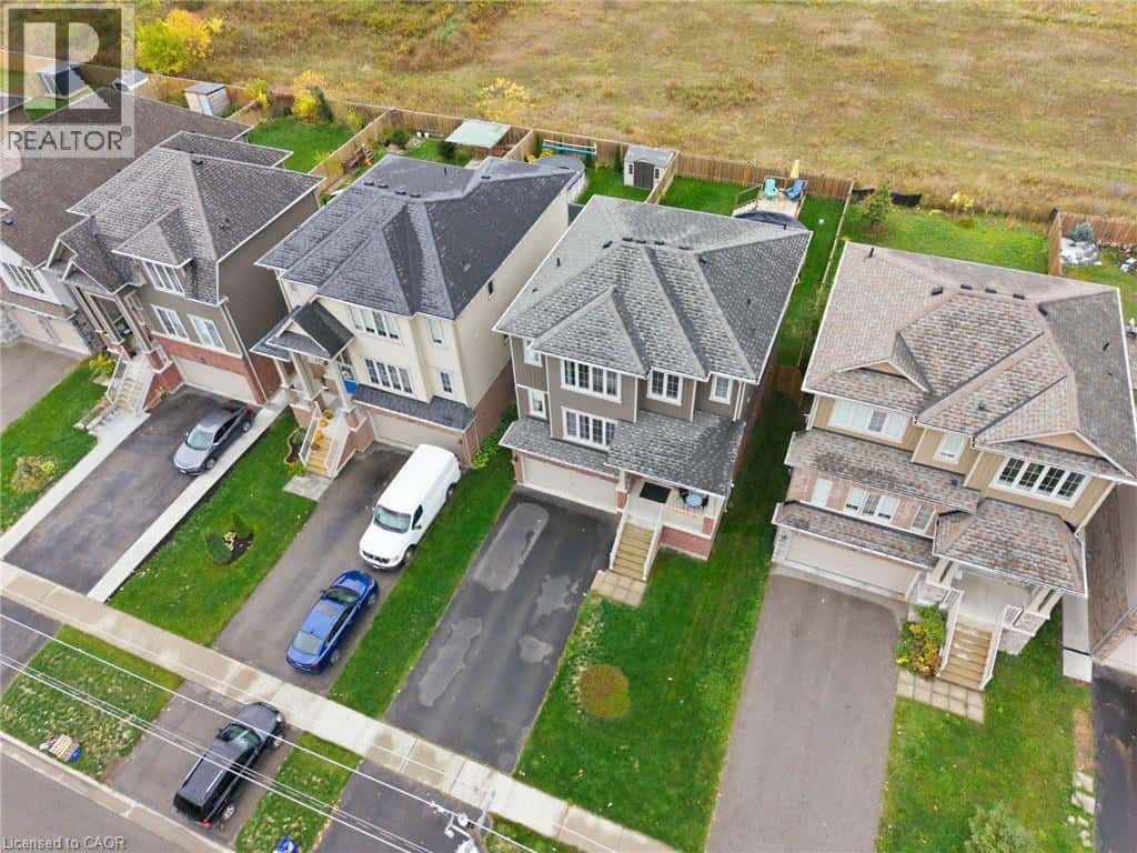 383 ERIE Avenue — Brantford - Photo 2 of 38