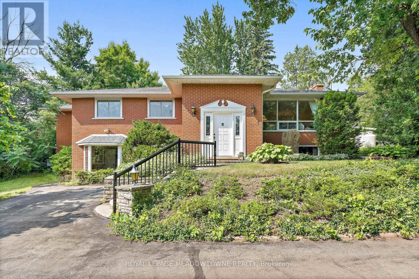 12506 EIGHTH LINE — Halton Hills (Rural Halton Hills), Ontario - Main photo