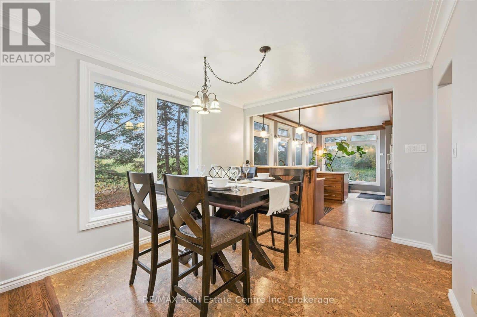 500 WATSON PARKWAY S — Guelph (York/Watson Industrial Park) - Photo 3 of 31