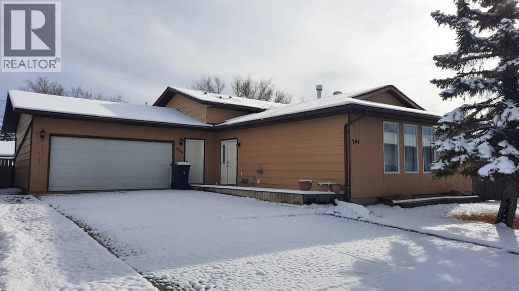 706 Bankview Close — Drumheller - Main photo