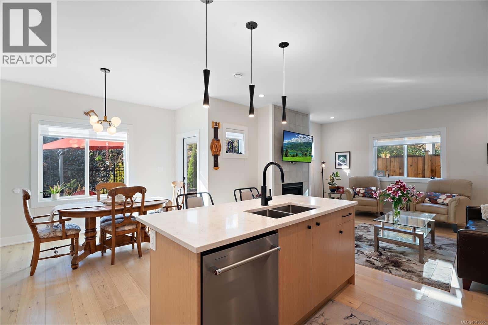 1313 Gabbro Lane — Langford - Photo 2 of 27