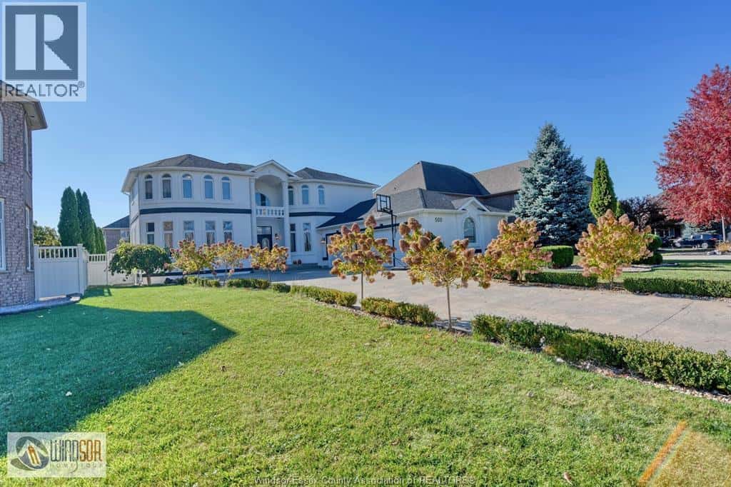 500 CLYDESDALE COURT — Lakeshore, Ontario - Photo 4 of 40