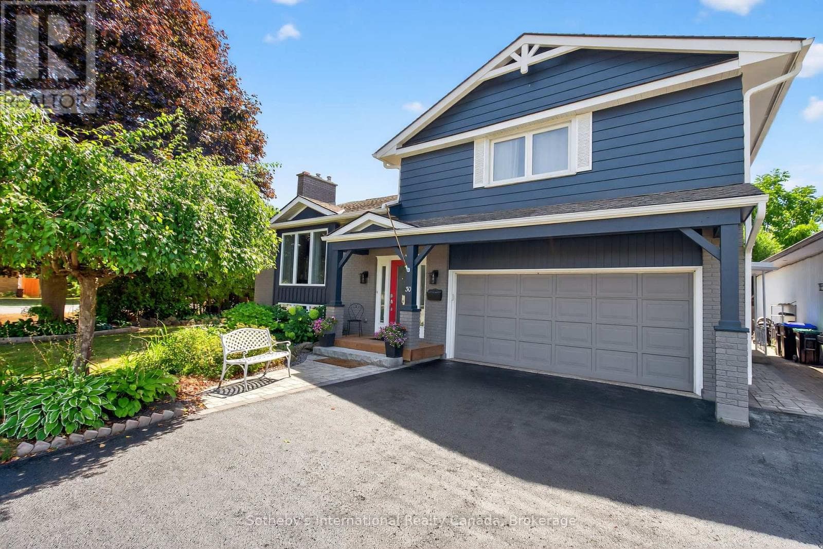 30 BRYAN DRIVE — Collingwood, Ontario - Main photo