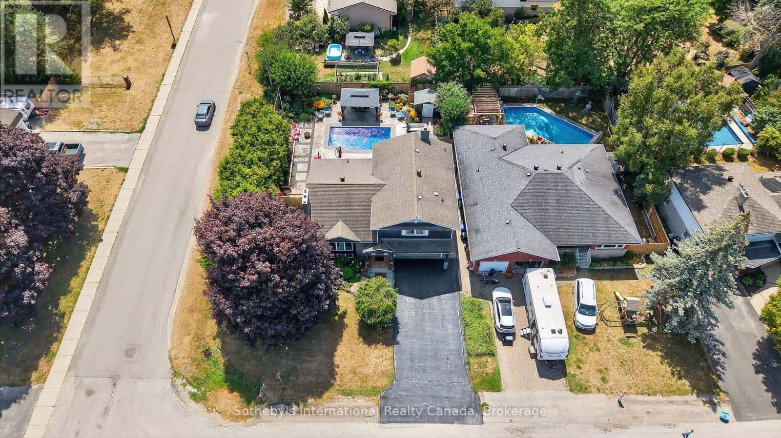 30 BRYAN DRIVE — Collingwood, Ontario - Photo 3 of 46