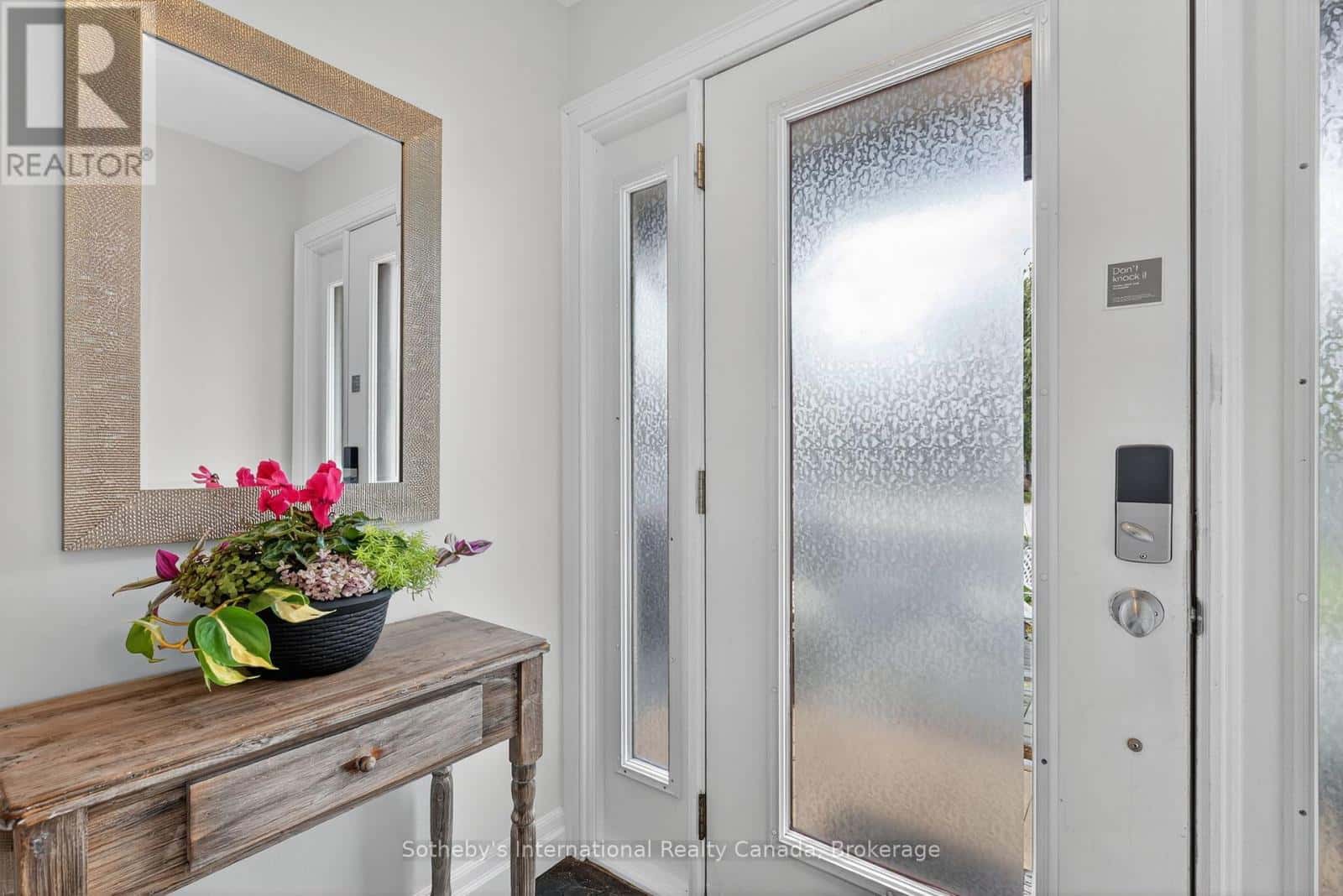 30 BRYAN DRIVE — Collingwood, Ontario - Photo 4 of 46