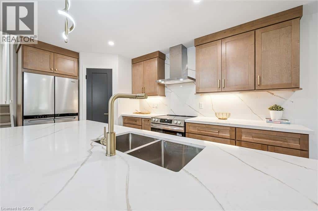 459 DRUMMERHILL Crescent — Waterloo - Photo 3 of 18