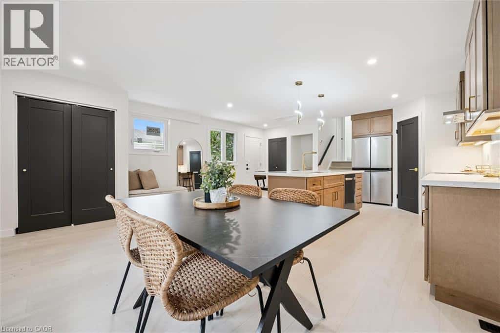 459 DRUMMERHILL Crescent — Waterloo - Photo 4 of 18