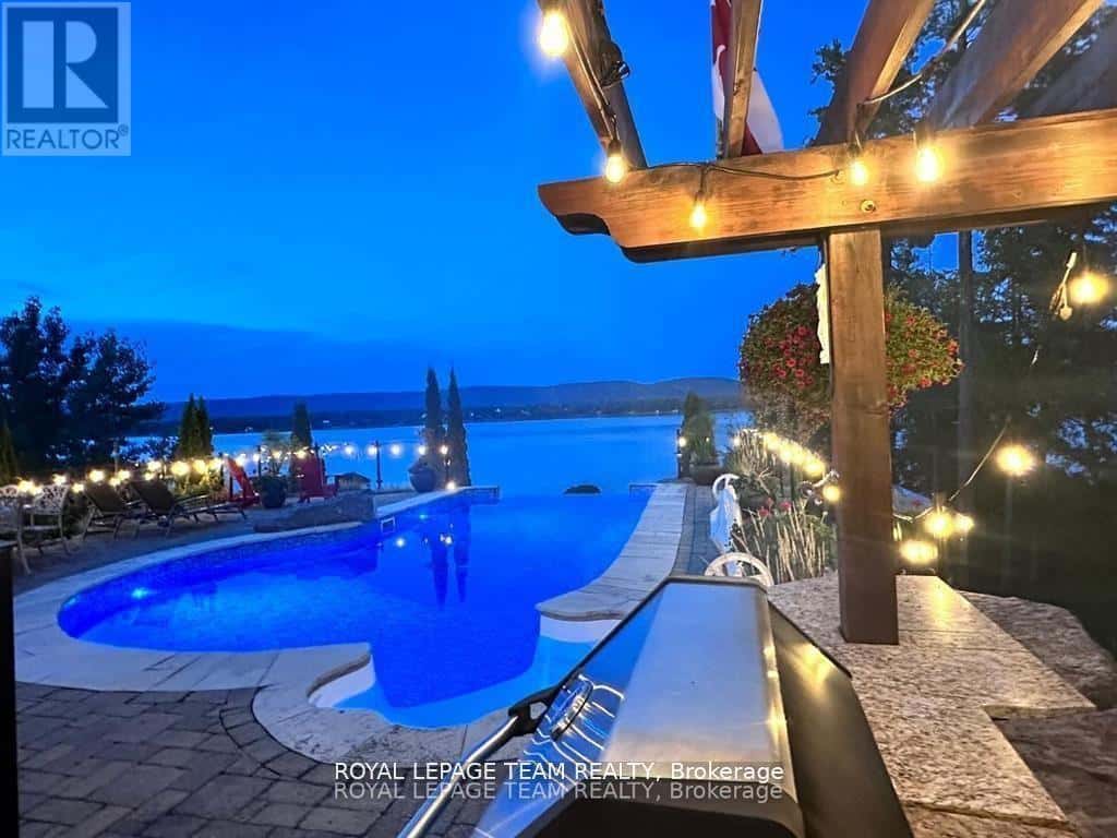 3886 ARMITAGE AVENUE — Ottawa, Ontario - Photo 3 of 50