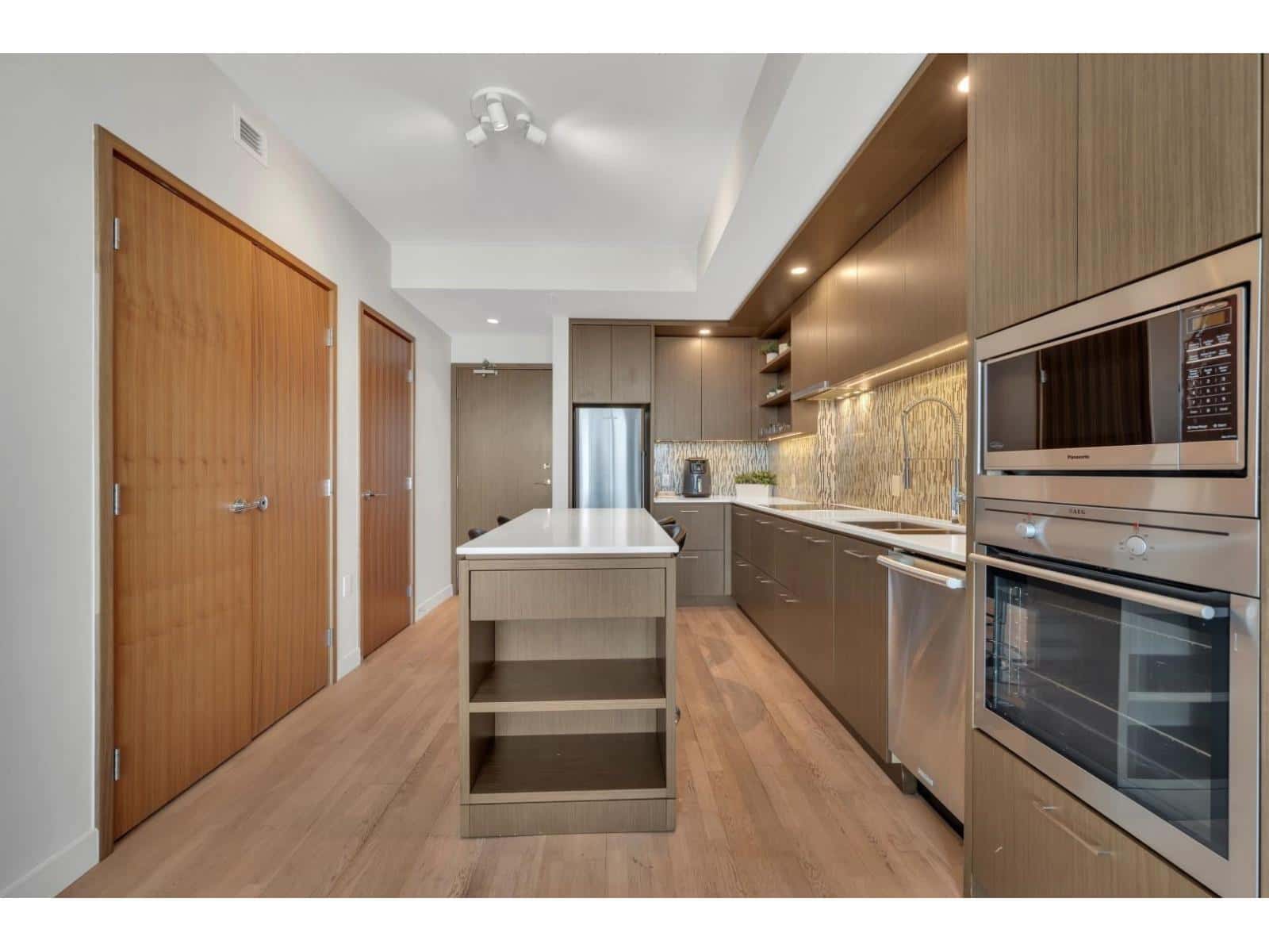 3903 13495 CENTRAL AVENUE — Surrey - Photo 3 of 23