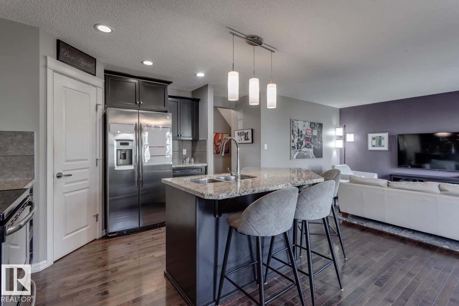 4109 CHARLES LINK LI SW — Edmonton - Photo 2 of 36