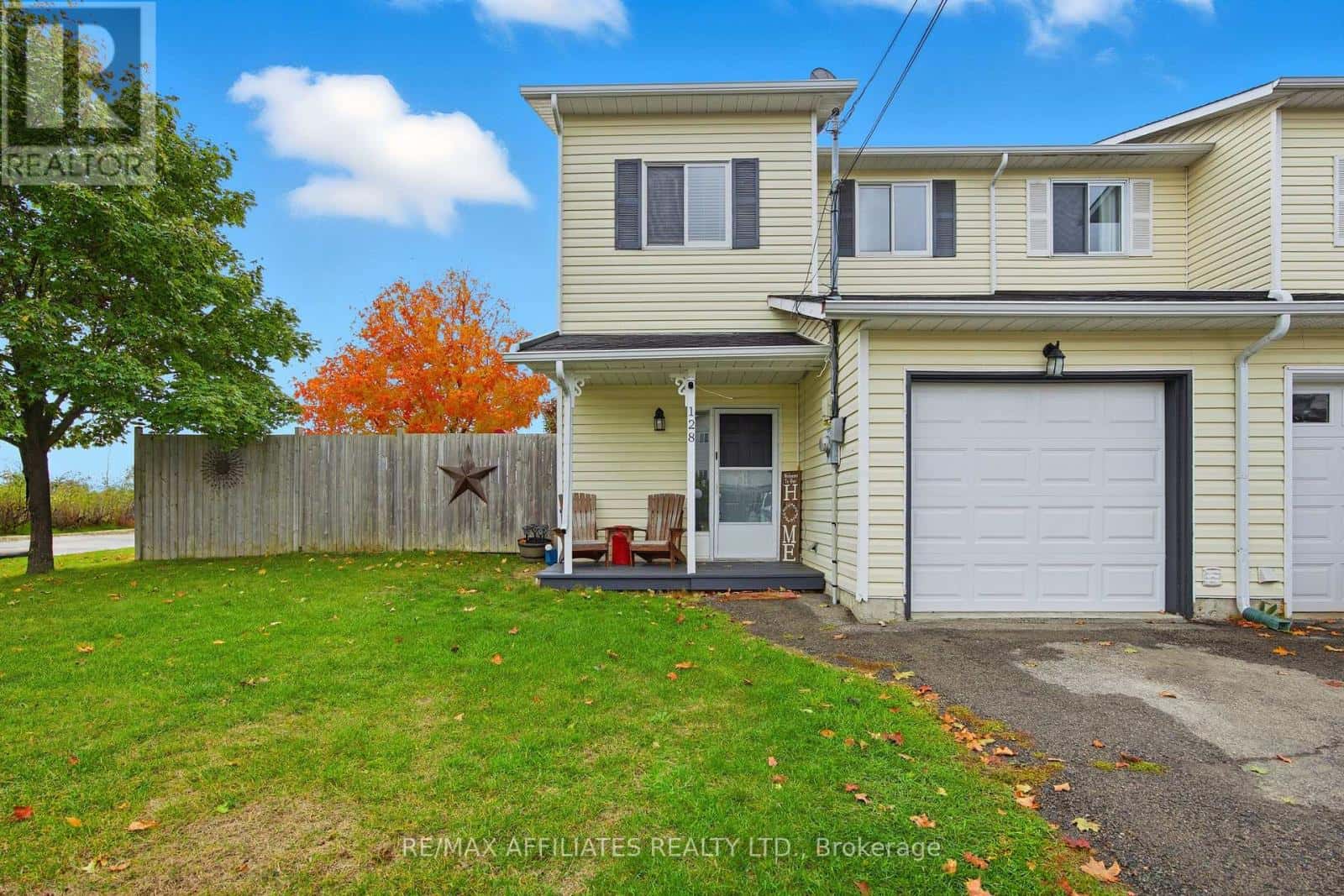 128 DUNHAM STREET — Carleton Place - Photo 2 of 19