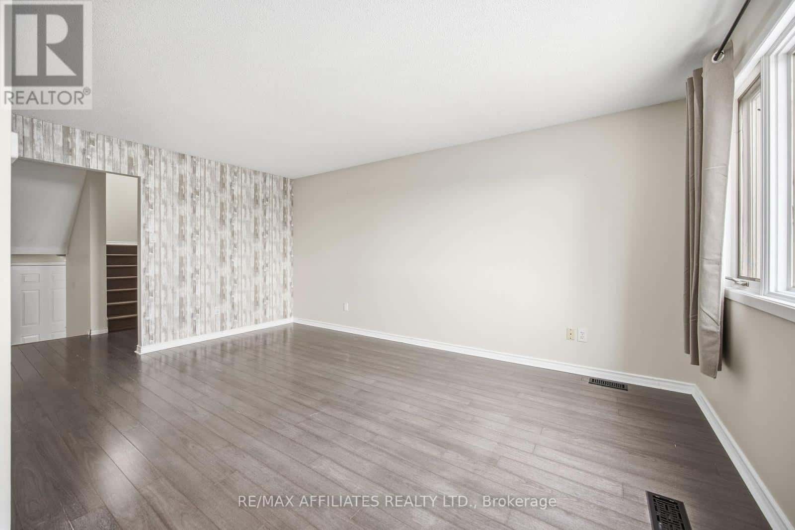 128 DUNHAM STREET — Carleton Place - Photo 4 of 19