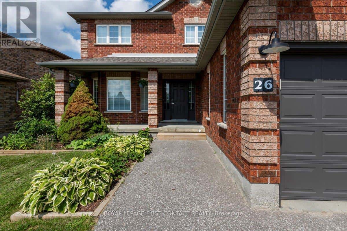 26 KENWELL CRESCENT — Barrie (Holly) - Photo 2 of 42