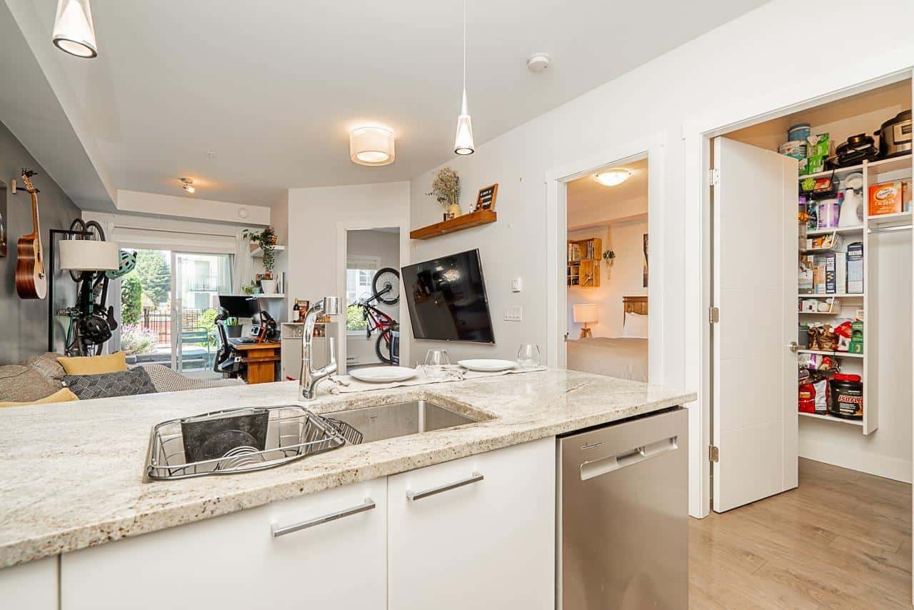 107 20175 53 AVENUE — Langley - Photo 5 of 33