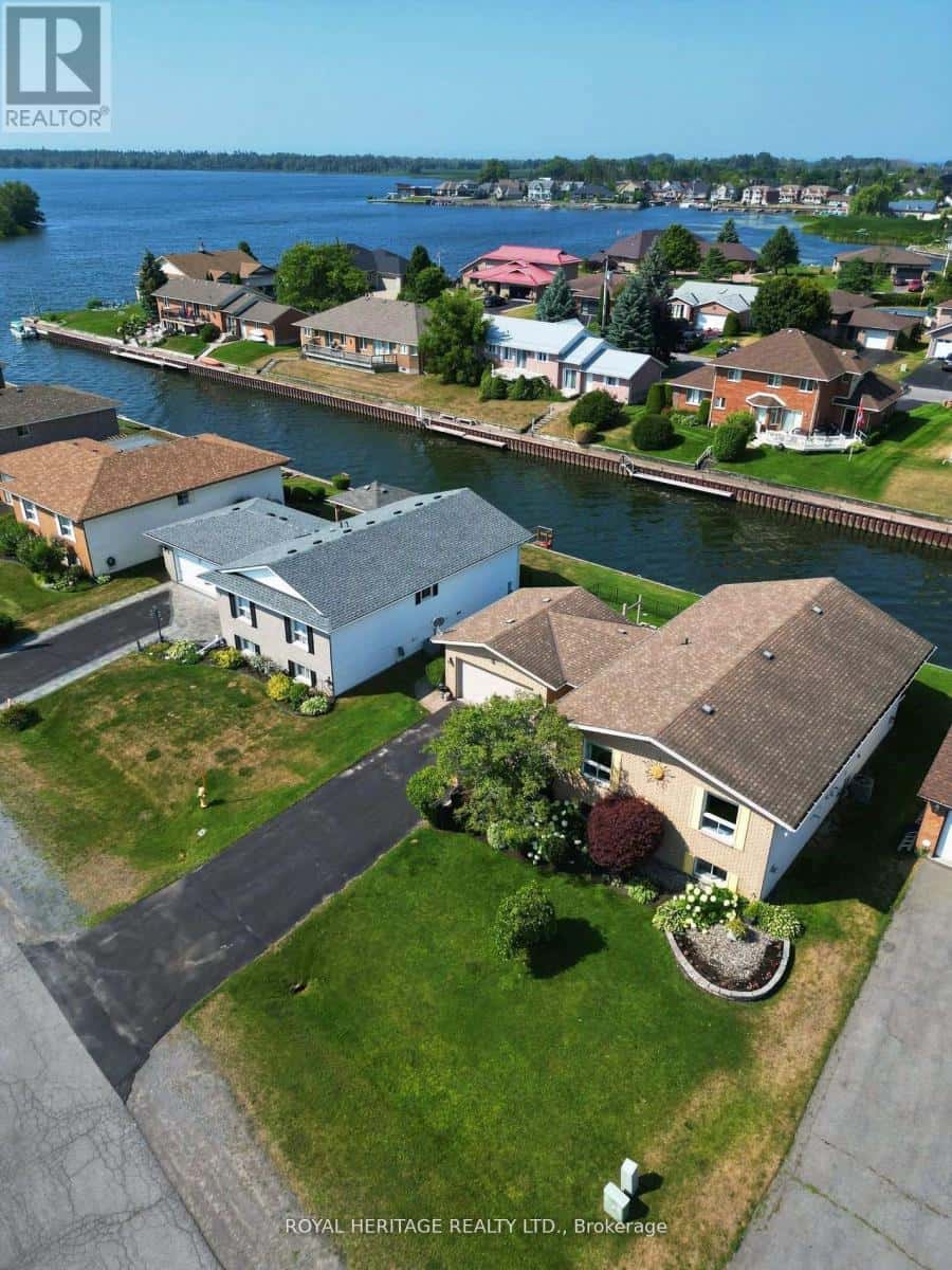 3 WENDY'S LANE — Brighton - Photo 3 of 47