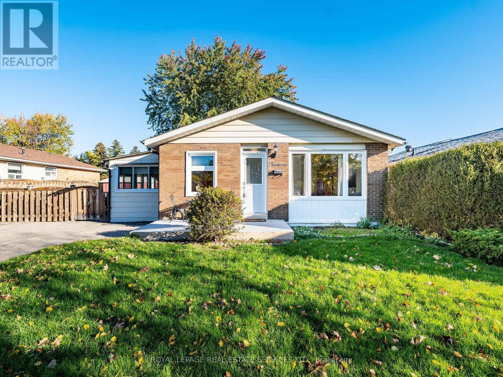 14 FINCHLEY CRESCENT — Brampton (Southgate) - Main photo