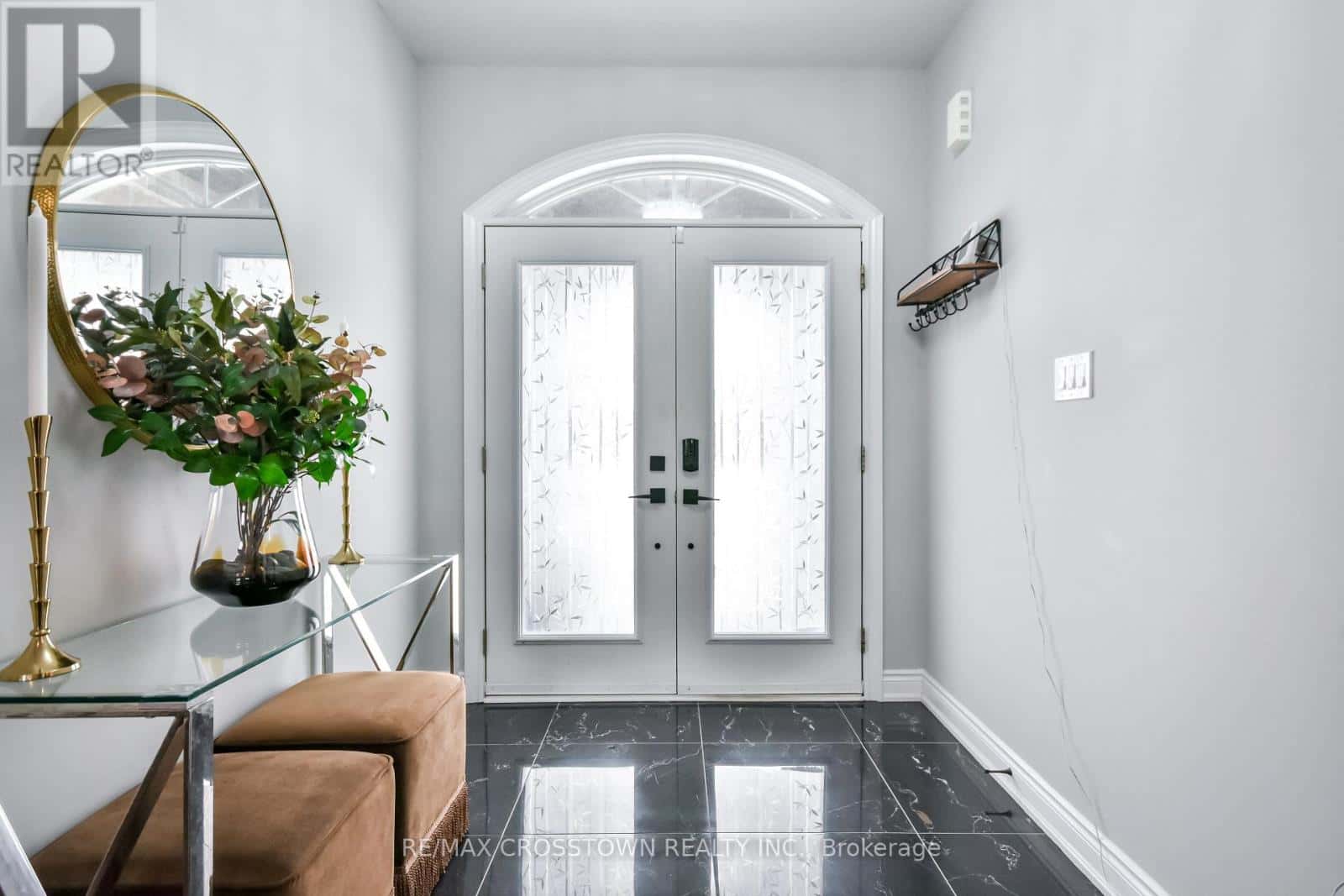 22 STEWART CRESCENT — Essa (Thornton) - Photo 3 of 47