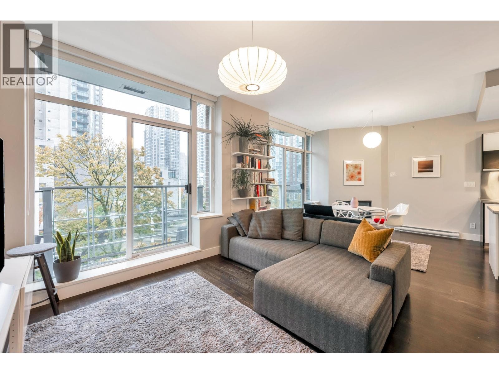 305 535 SMITHE STREET — Vancouver - Main photo