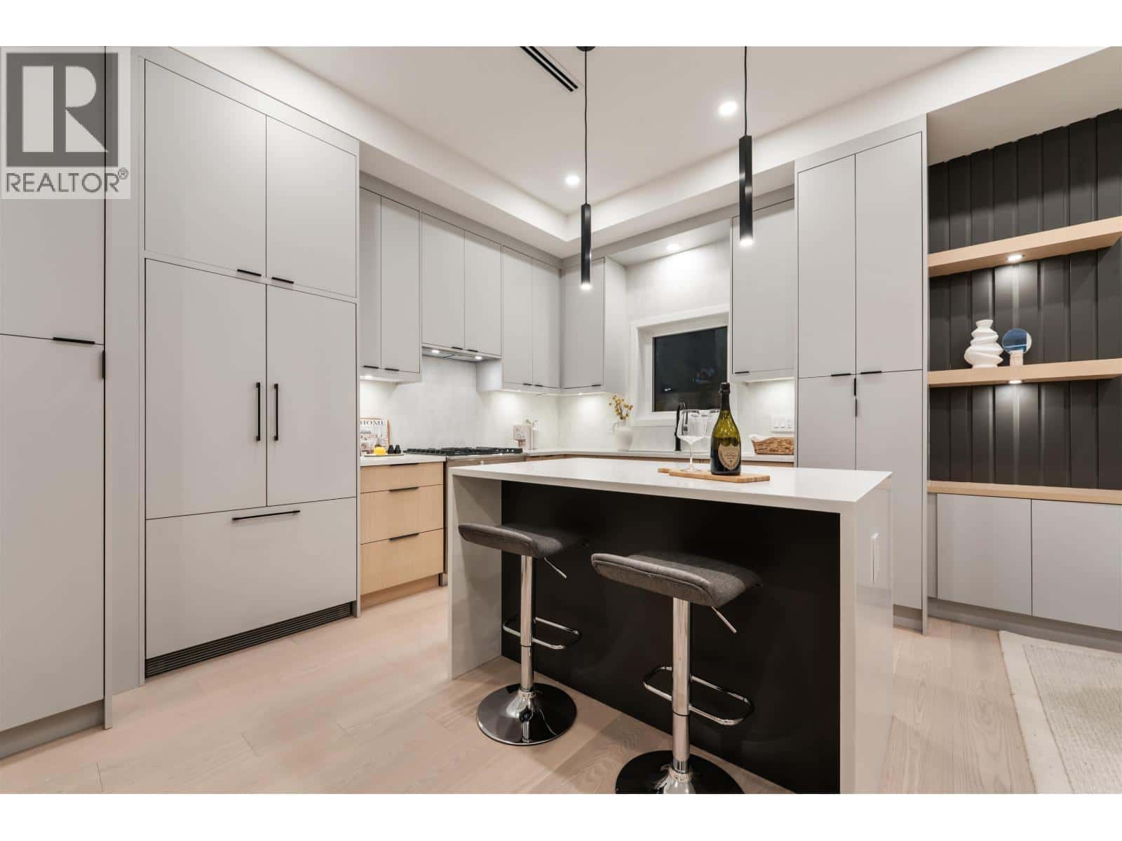 1 1259 RENFREW STREET — Vancouver - Photo 5 of 20