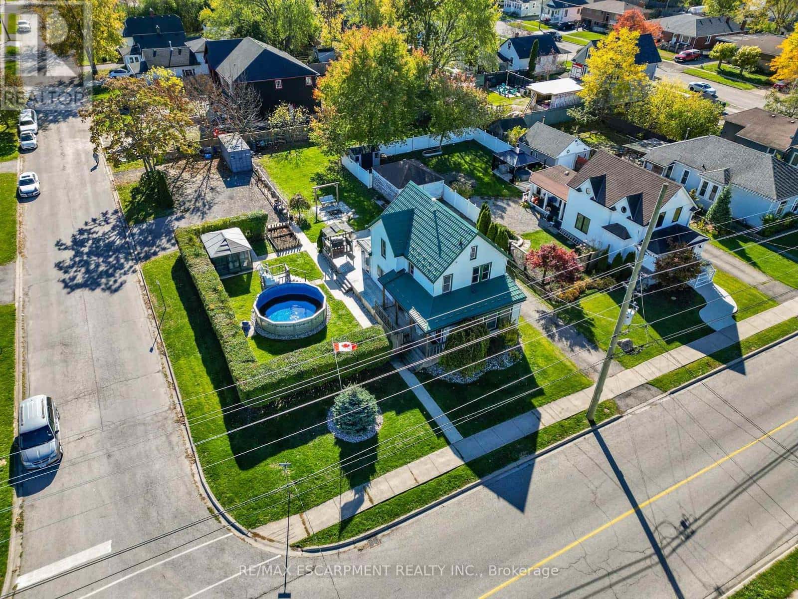 261 GILMORE ROAD — Fort Erie (Bowen) - Photo 3 of 39