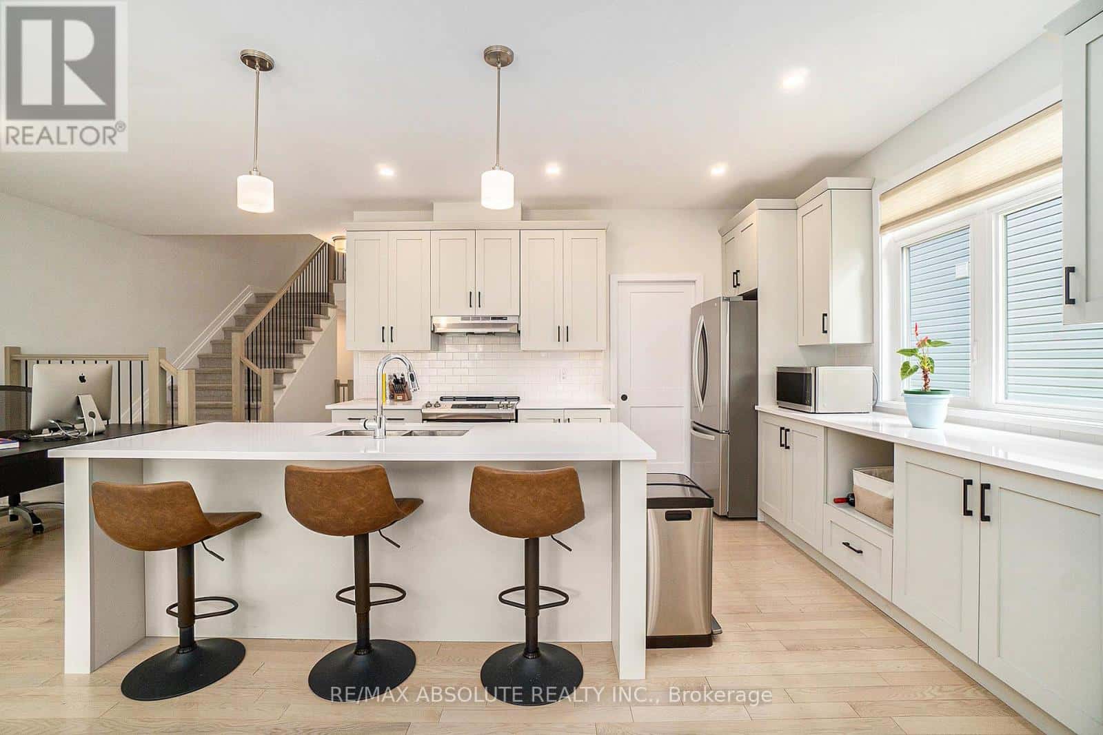 29 MAC BEATTIE DRIVE S — Arnprior - Photo 5 of 31