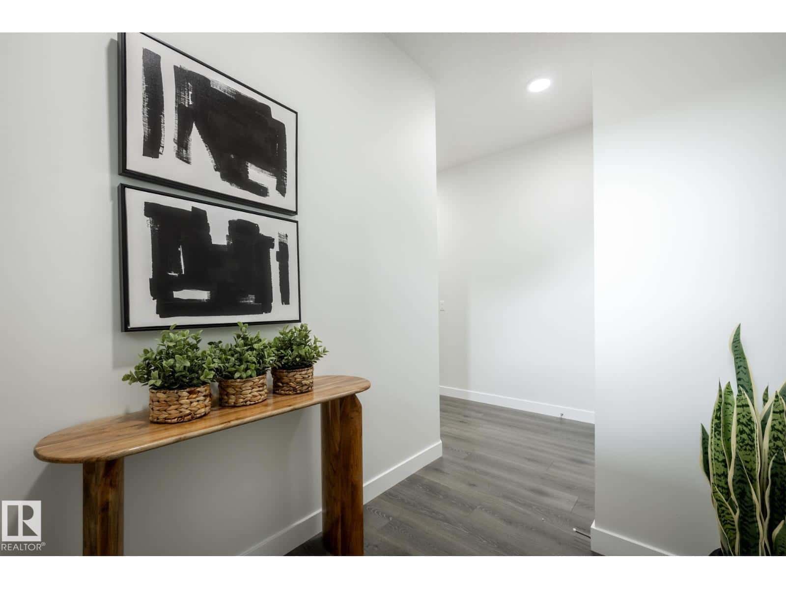 5017 Cawsey LI SW — Edmonton - Photo 3 of 30