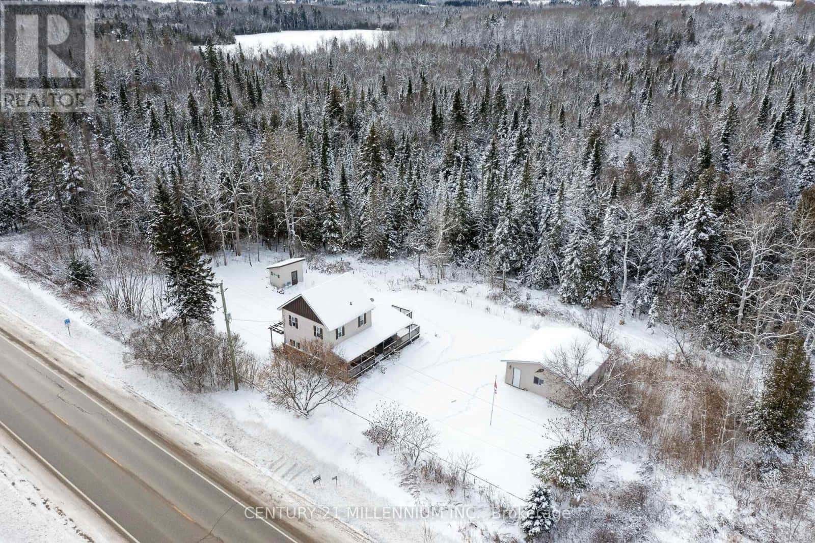 5770 TRAFALGAR ROAD — Erin - Photo 5 of 39