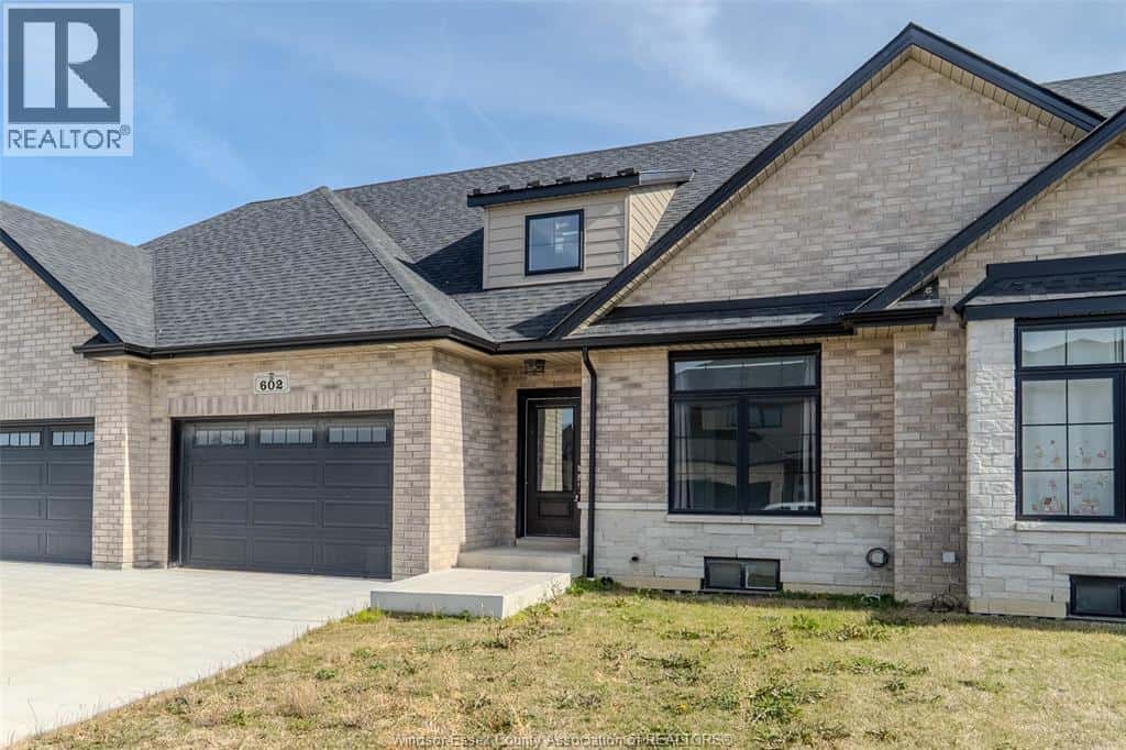 602 Hacket ROAD — Amherstburg - Photo 2 of 30